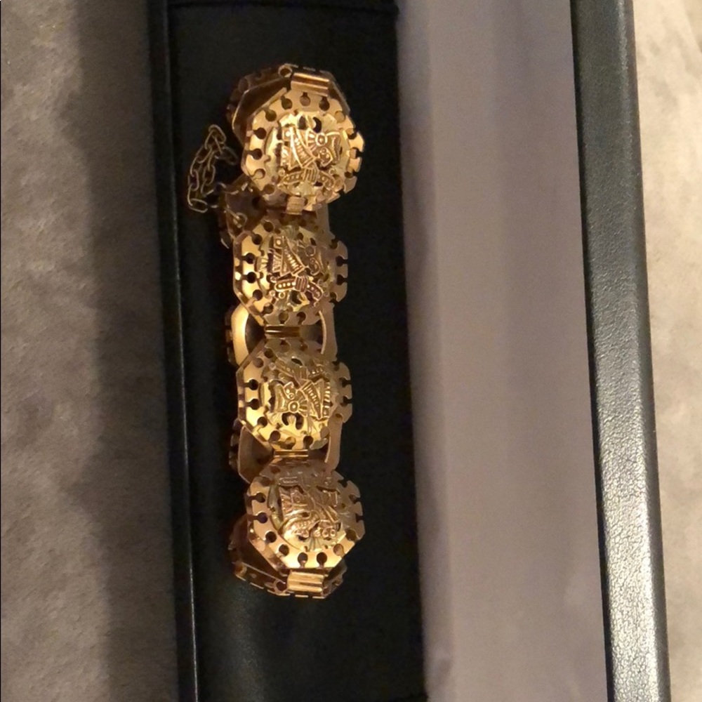 18k/22k inca bracelet